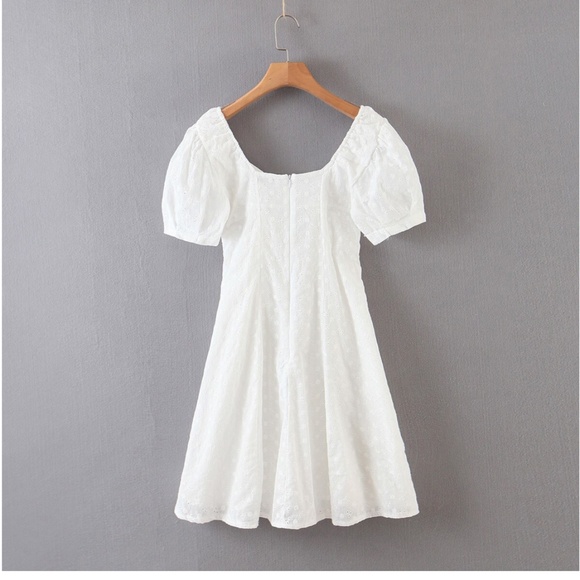 white boho v neck lace up dot puff sleeve dress - Picture 5 of 5